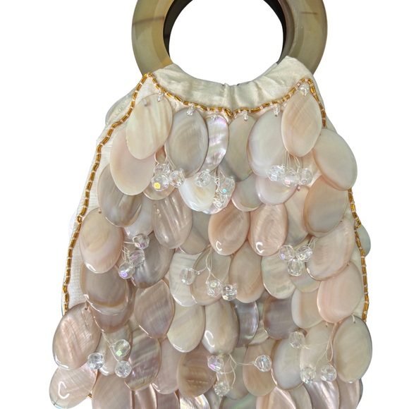 Chan Luu Iridescent Shell Wristlet - Picture 3 of 11